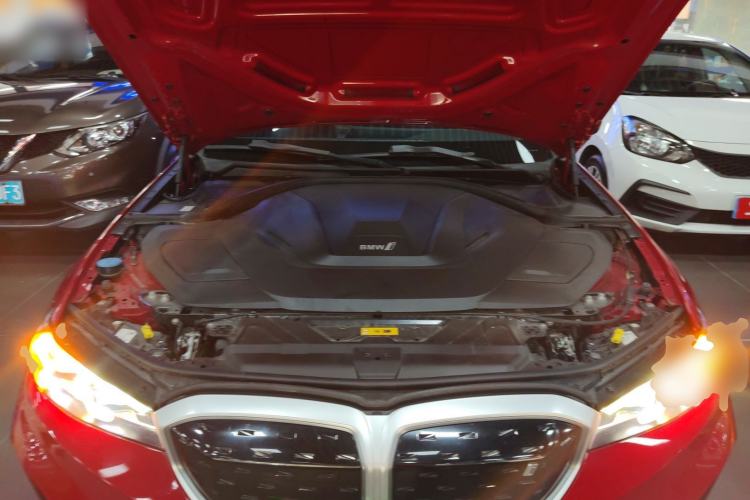 Used BMW i3 2022 eDrive 35 L Engine Bay