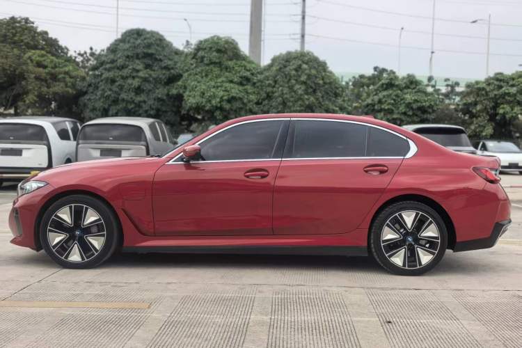Used BMW i3 2022 eDrive 35 L Exterior 3