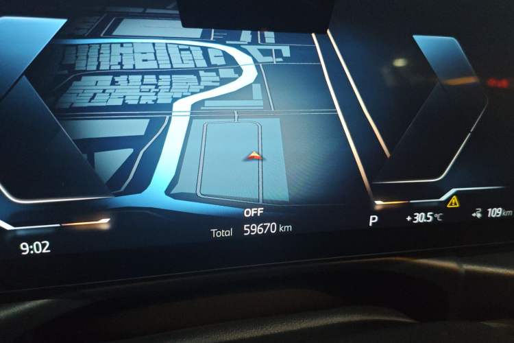 Used BMW i3 2022 eDrive 35 L Instrument Cluster
