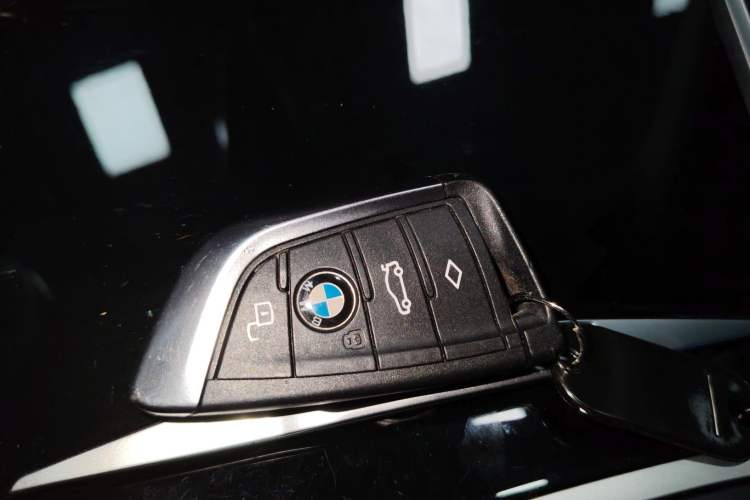 Used BMW i3 2022 eDrive 35 L Interior 1