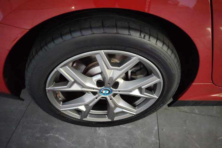 Used BMW i3 2022 eDrive 35 L Right Rear Wheel Hub