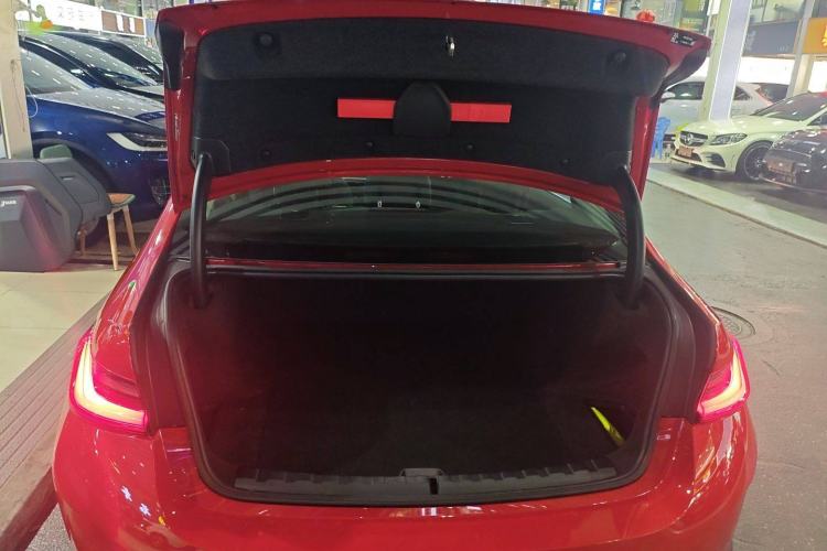 Used BMW i3 2022 eDrive 35 L Trunk