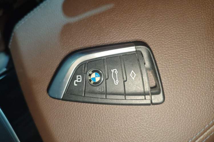Used BMW i3 2022 eDrive 35 L Vehicle Key