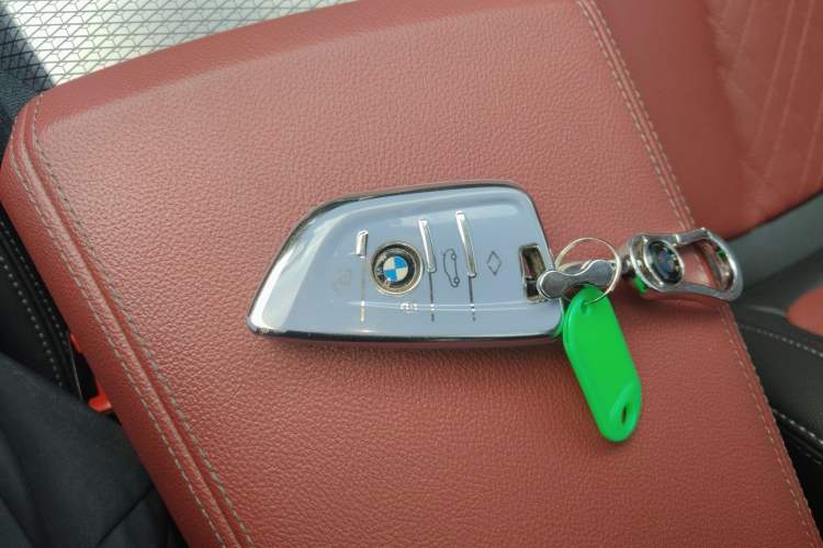 Used BMW i3 2022 eDrive 35 L Vehicle Key