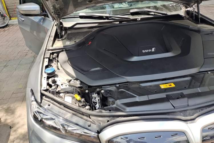 Used BMW i3 2022 eDrive 35 L Engine Bay Right
