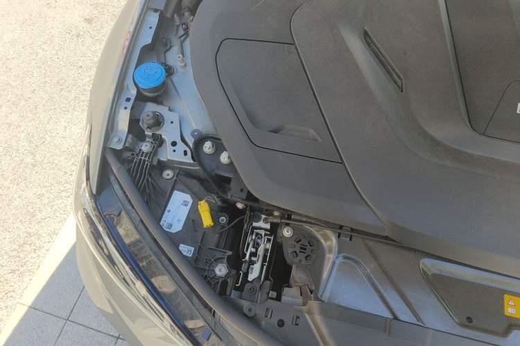 Used BMW i3 2022 eDrive 35 L Engine Bay Right