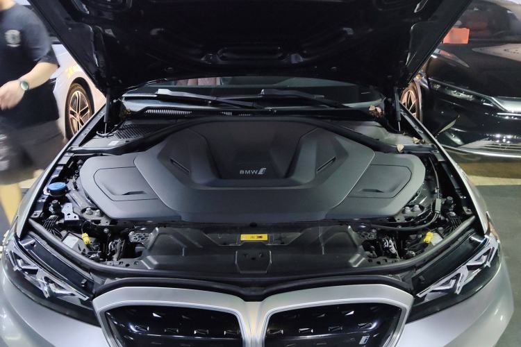 Used BMW i3 2022 eDrive 35 L Engine Bay