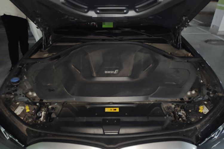 Used BMW i3 2022 eDrive 35 L Engine Bay