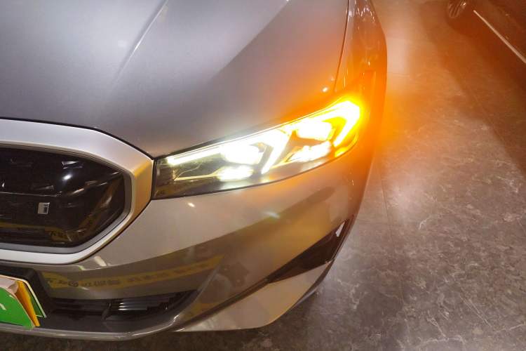 Used BMW i3 2022 eDrive 35 L Left Front Headlight
