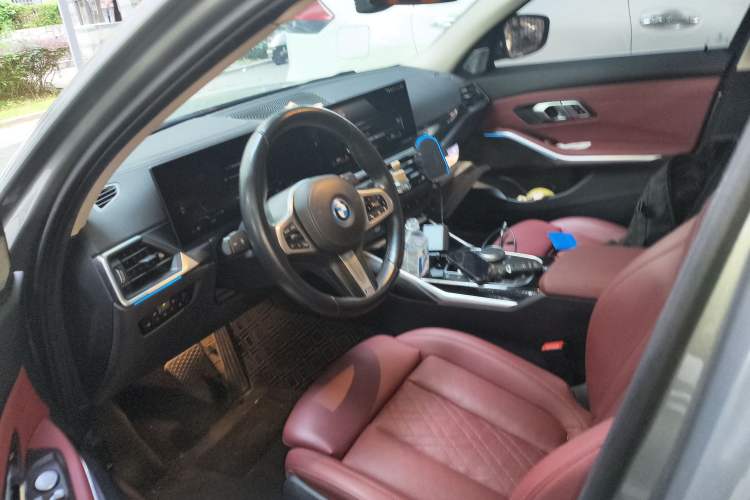 Used BMW i3 2022 eDrive 35 L Left Front Seat
