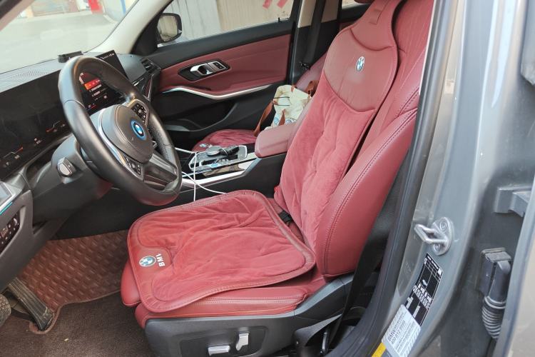 Used BMW i3 2022 eDrive 35 L Left Front Seat