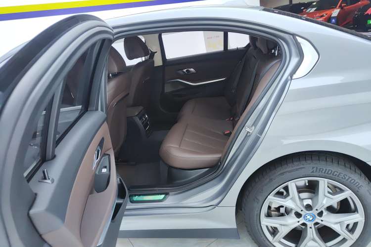 Used BMW i3 2022 eDrive 35 L Left Rear Seat