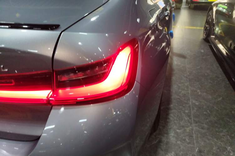 Used BMW i3 2022 eDrive 35 L Right Rear Taillight