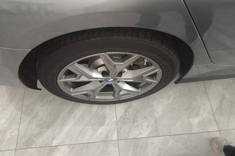 Used BMW i3 2022 eDrive 35 L Right Rear Wheel Hub