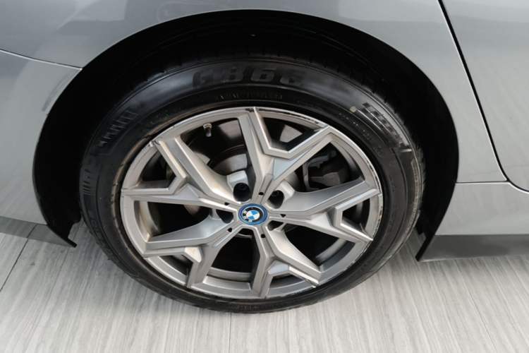 Used BMW i3 2022 eDrive 35 L Right Rear Wheel Hub