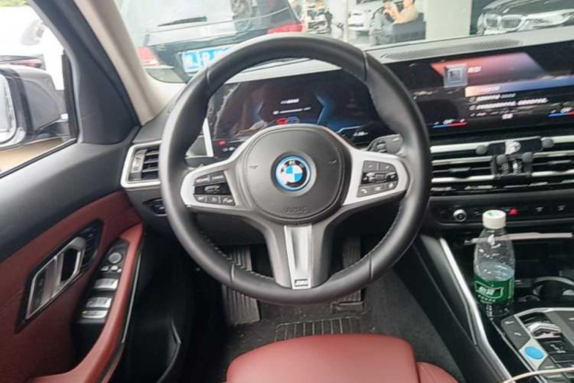 Used BMW i3 2022 eDrive 35 L Steering Wheel