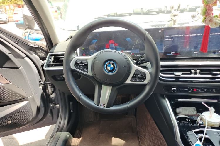 Used BMW i3 2022 eDrive 35 L Steering Wheel