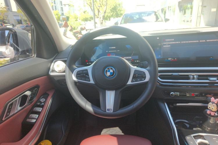 Used BMW i3 2022 eDrive 35 L Steering Wheel