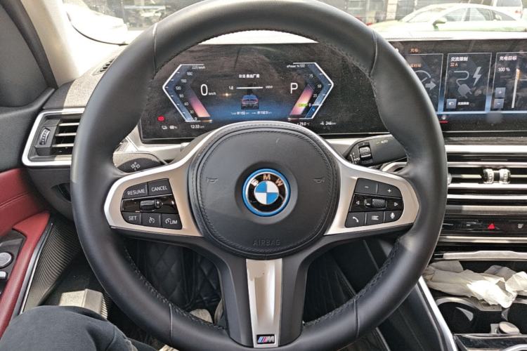 Used BMW i3 2022 eDrive 35 L Steering Wheel