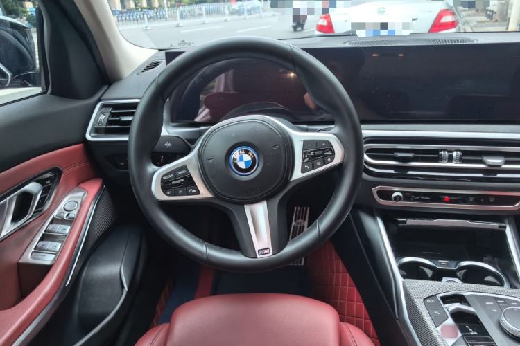 Used BMW i3 2022 eDrive 35 L Steering Wheel