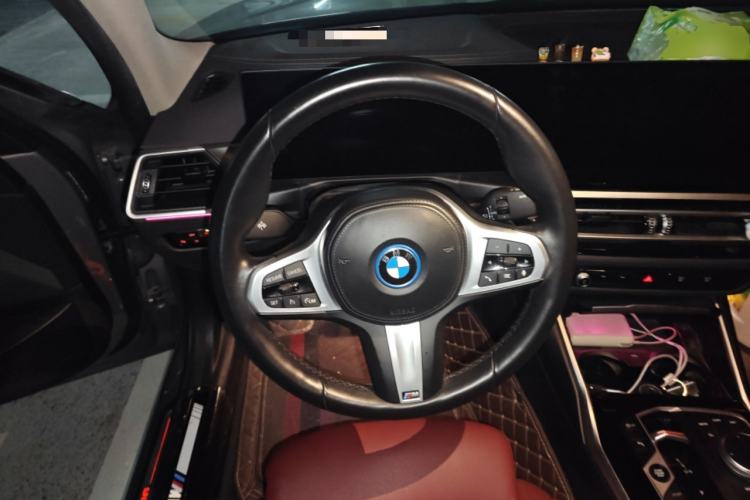 Used BMW i3 2022 eDrive 35 L Steering Wheel
