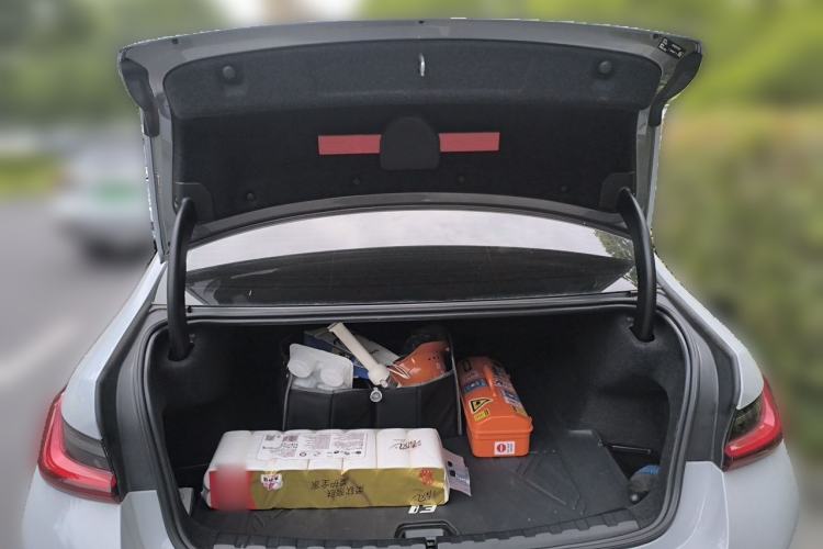 Used BMW i3 2022 eDrive 35 L Trunk