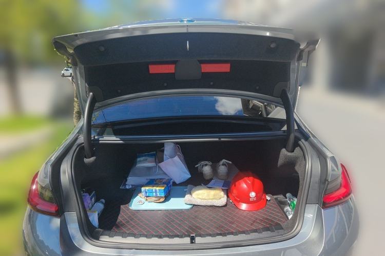 Used BMW i3 2022 eDrive 35 L Trunk