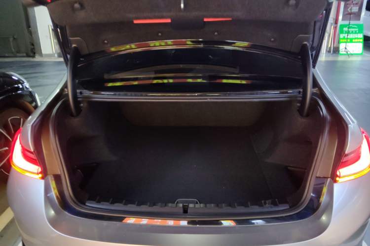 Used BMW i3 2022 eDrive 35 L Trunk