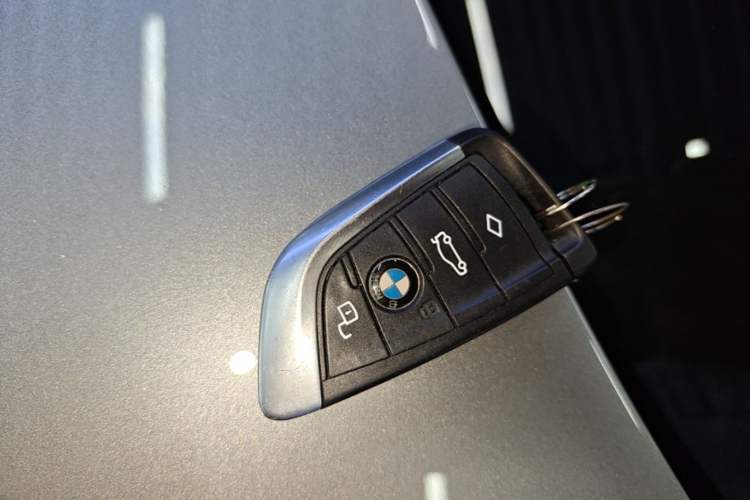 Used BMW i3 2022 eDrive 35 L Vehicle Key