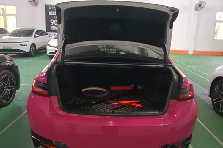 Used BMW i3 2022 eDrive 35 L Trunk