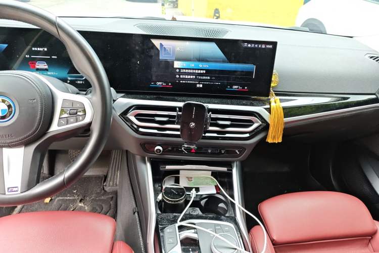 Used BMW i3 2022 eDrive 35 L Audio And AC Panel