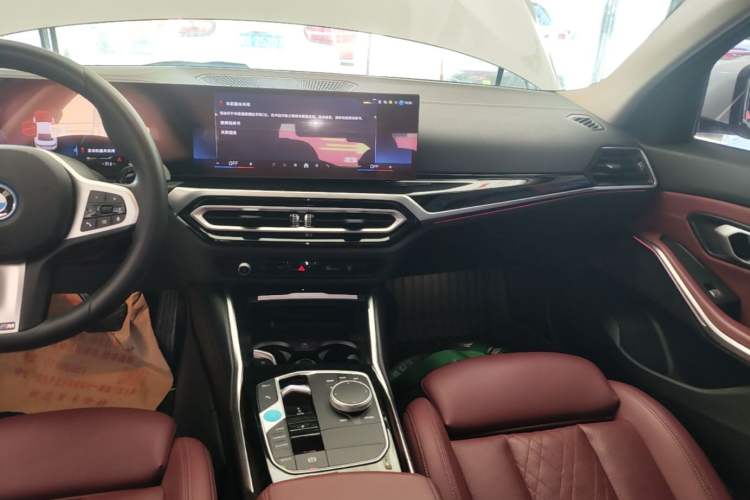 Used BMW i3 2022 eDrive 35 L Audio And AC Panel