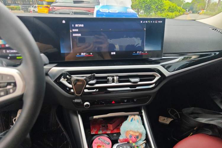Used BMW i3 2022 eDrive 35 L Audio And AC Panel