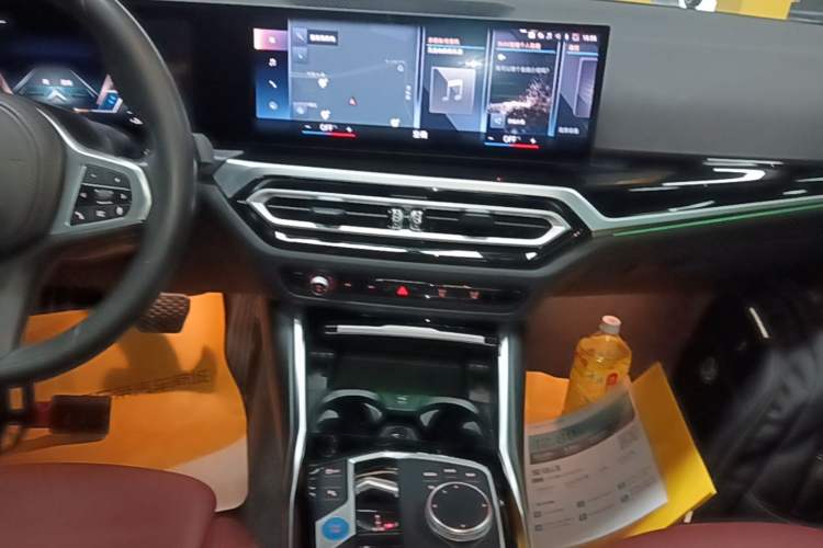 Used BMW i3 2022 eDrive 35 L Audio And AC Panel