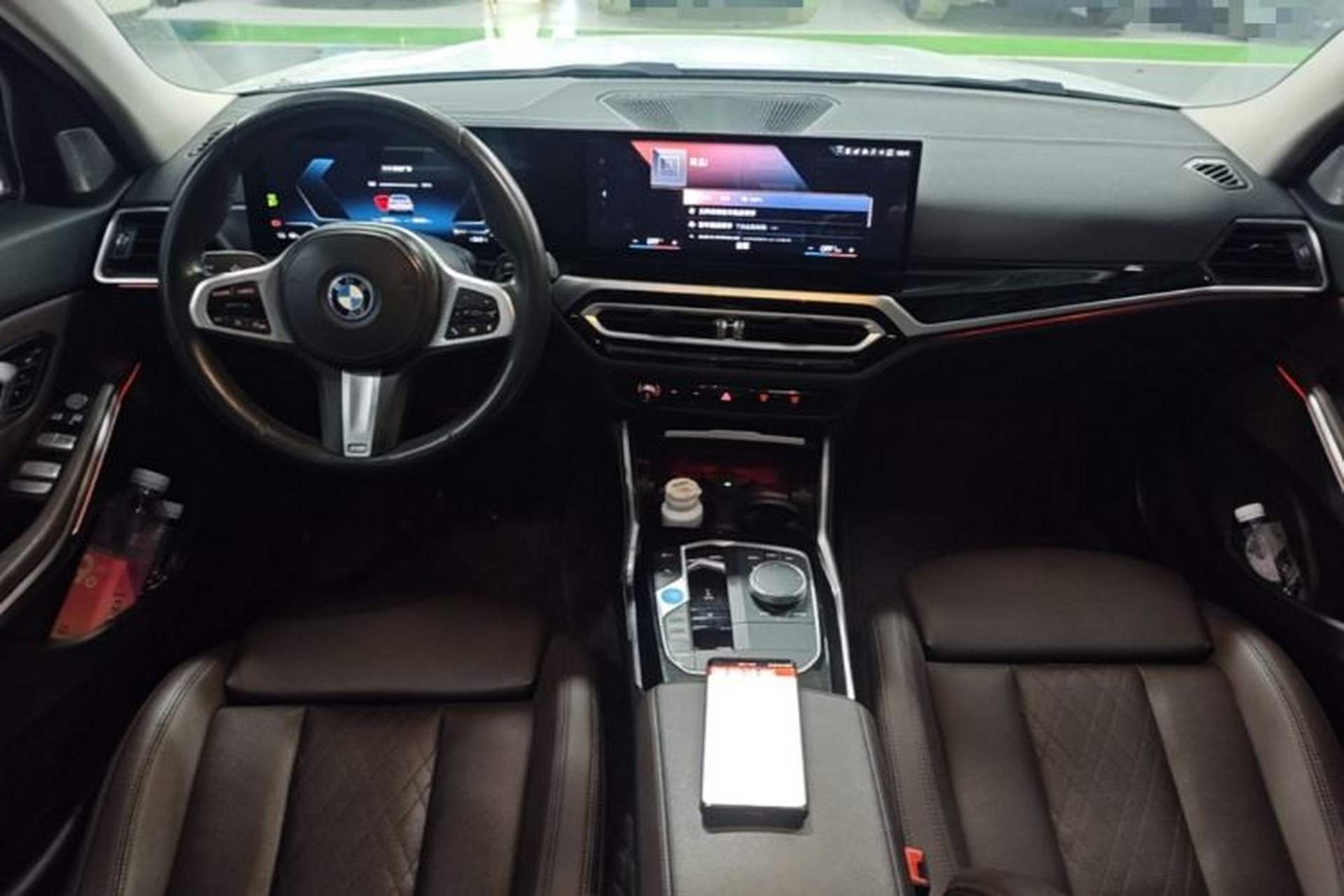 Used BMW i3 2022 eDrive 35 L Center Console