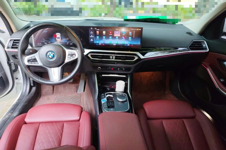 Used BMW i3 2022 eDrive 35 L Center Console