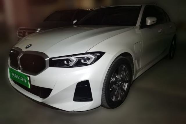 Ojetý BMW i3 2022 eDrive 35 L