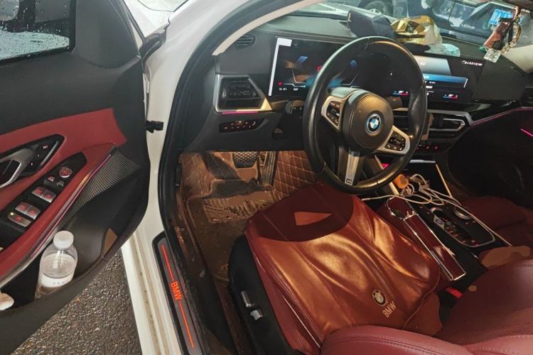 Used BMW i3 2022 eDrive 35 L Driver Seat