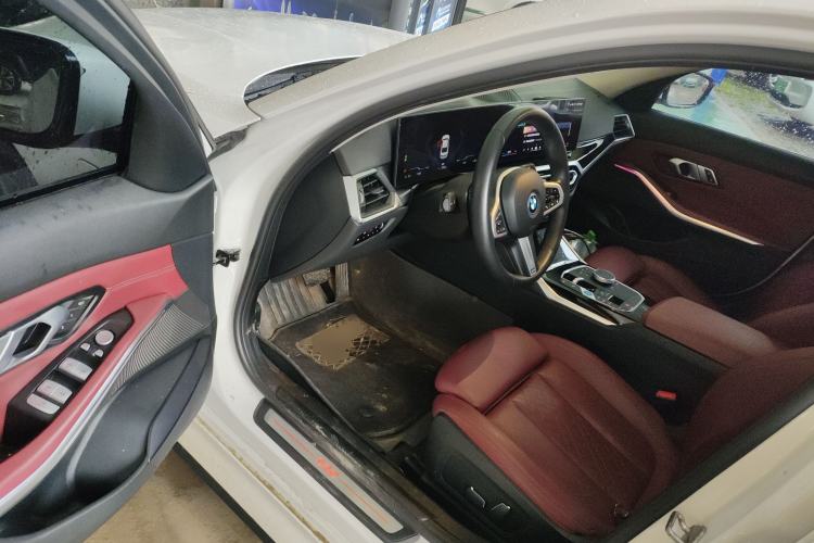 Used BMW i3 2022 eDrive 35 L Driver Seat