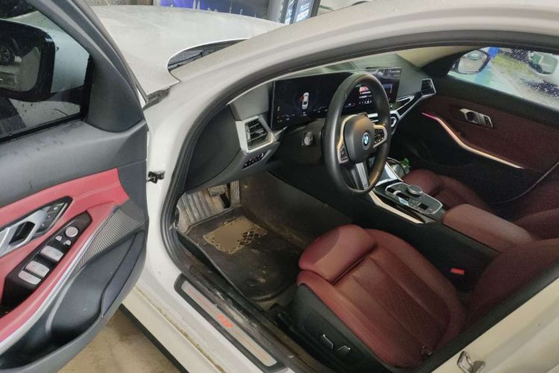 Used BMW i3 2022 eDrive 35 L Driver Seat