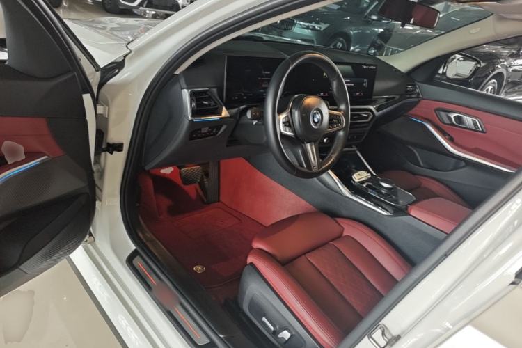 Used BMW i3 2022 eDrive 35 L Driver Seat