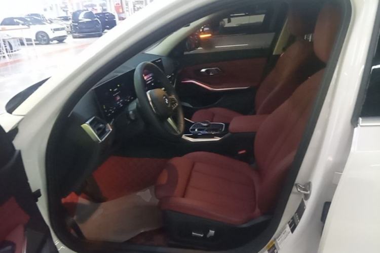Used BMW i3 2022 eDrive 35 L Driver Seat