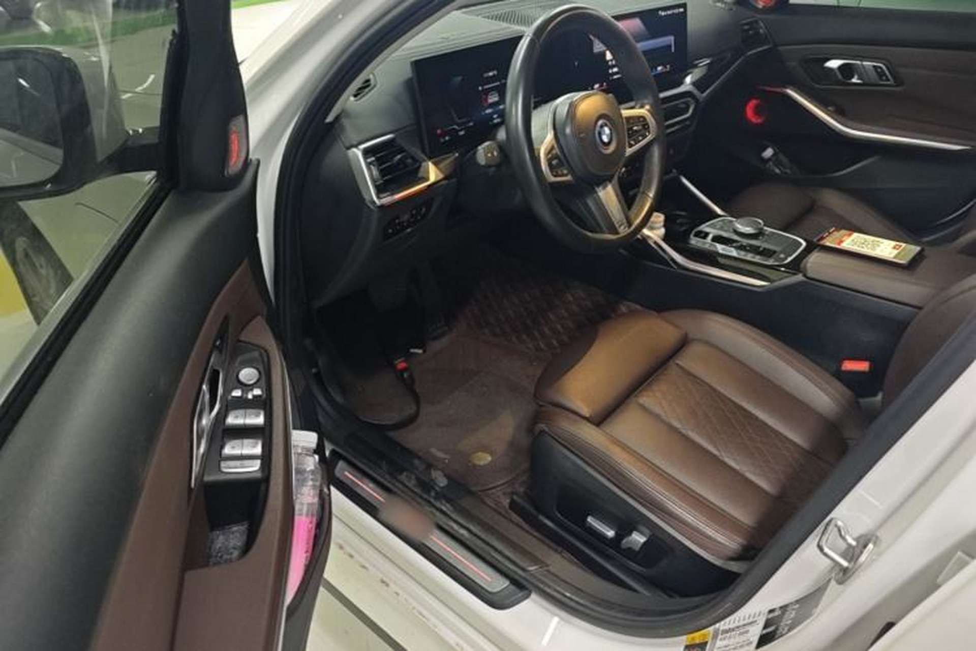 Used BMW i3 2022 eDrive 35 L Driver Seat