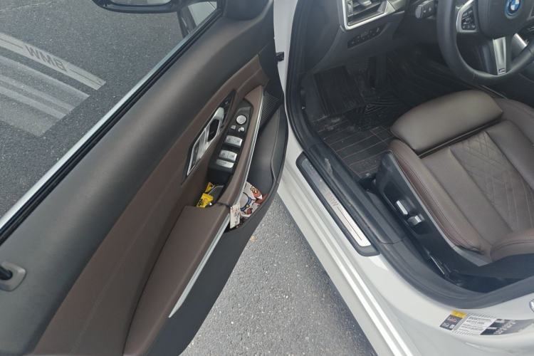 Used BMW i3 2022 eDrive 35 L Driver Seat