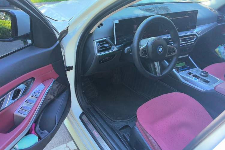 Used BMW i3 2022 eDrive 35 L Driver Seat