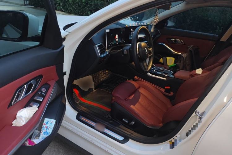 Used BMW i3 2022 eDrive 35 L Driver Seat