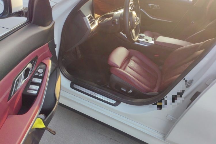Used BMW i3 2022 eDrive 35 L Driver Seat