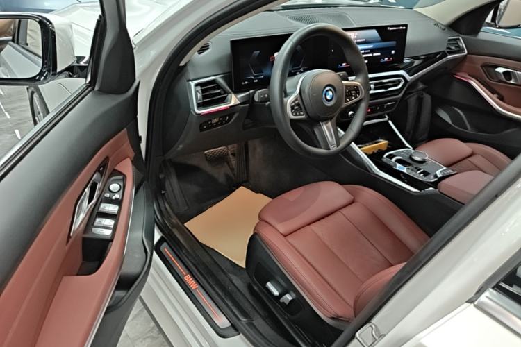 Used BMW i3 2022 eDrive 35 L Driver Seat