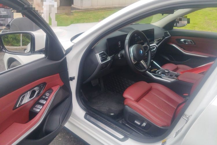 Used BMW i3 2022 eDrive 35 L Driver Seat