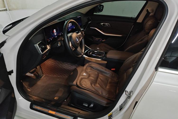 Used BMW i3 2022 eDrive 35 L Driver Seat
